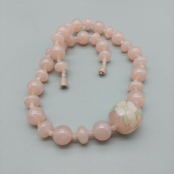 Vintage Pink Plastic Bead Collar Strand Necklace Large Floral Center Bead 18" - Picture 10 of 11